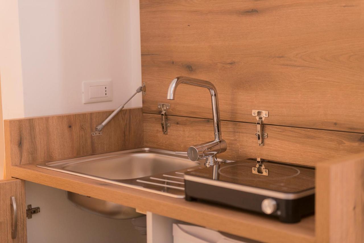 Almami Loft & Rooms Монополи Экстерьер фото